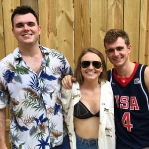 Meet your Posher, Daniel